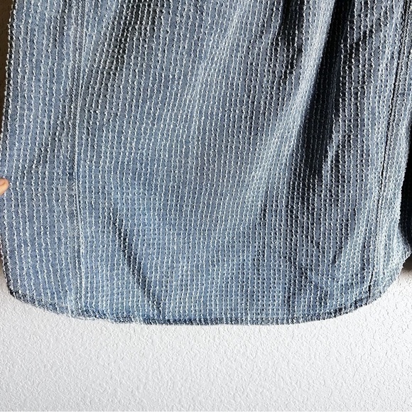 Listicle Textured Denim Blue Pullover Top. Size L. - Picture 11 of 13